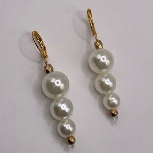 ⭐️Exquisitely Elegant Freshwater Pearl Drop Earrings